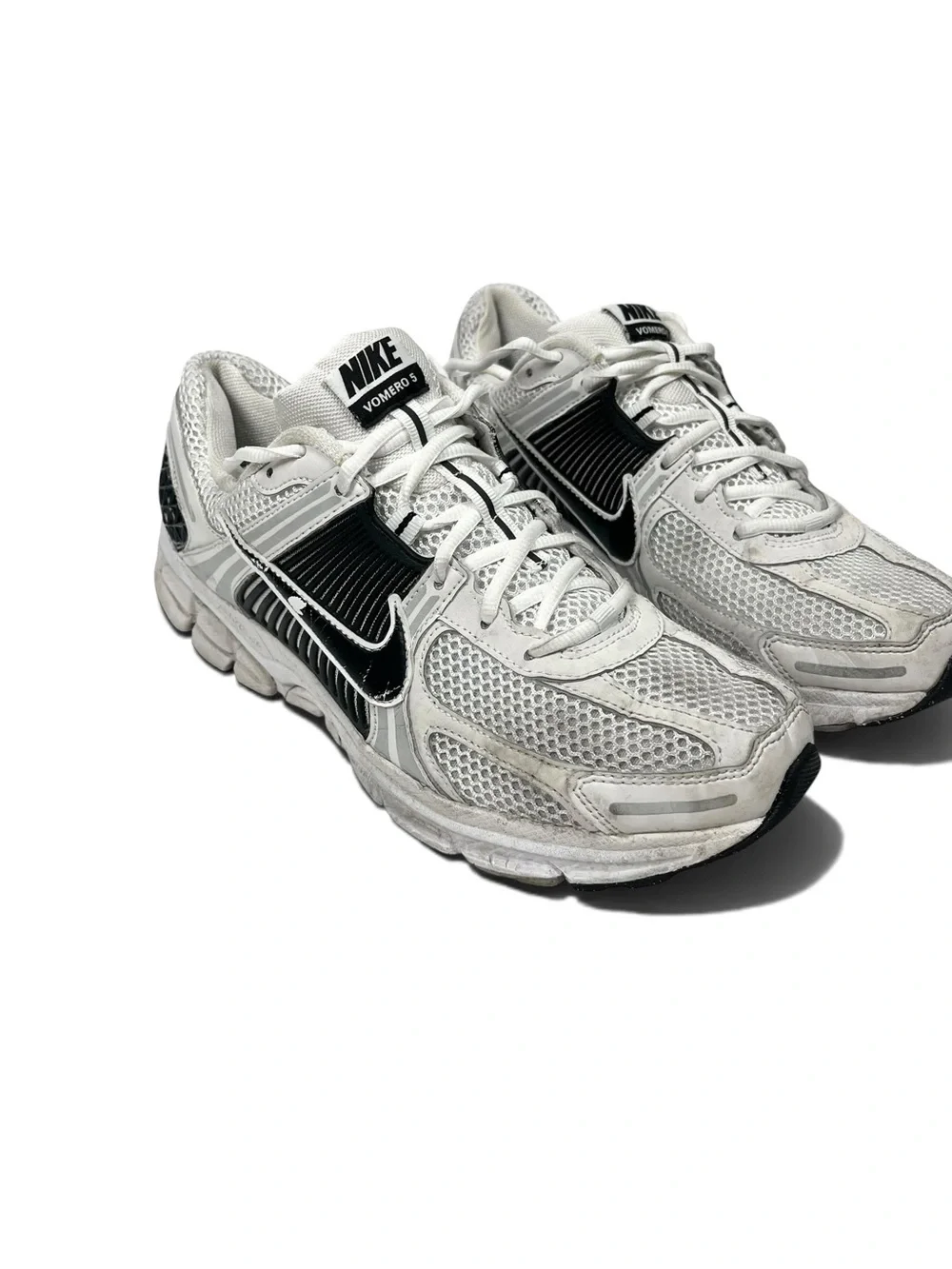 Nike Men’s Vomero 5 Sneakers